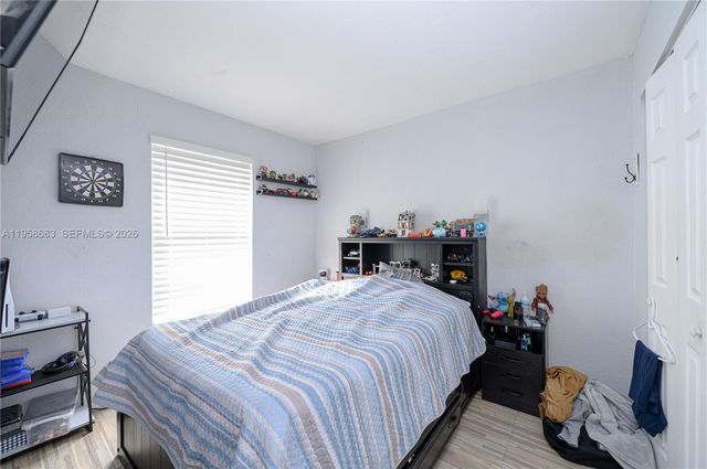 998 SW 8th Pl, Florida City, FL 33034