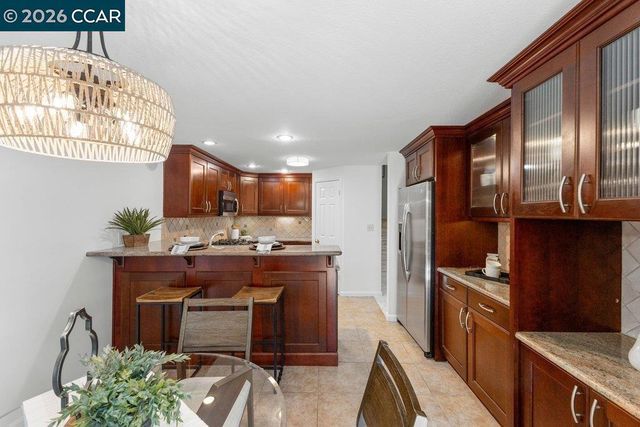 234 Hillcrest Ln, Pleasant Hill, CA 94523