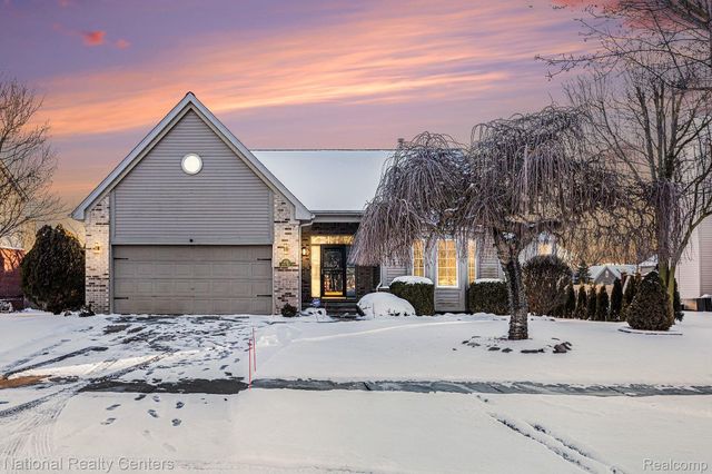 47115 Marina Drive, Van Buren Charter Township, MI 48111
