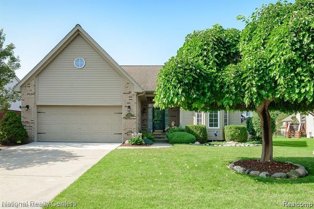 47115 Marina Drive, Van Buren Charter Township, MI 48111