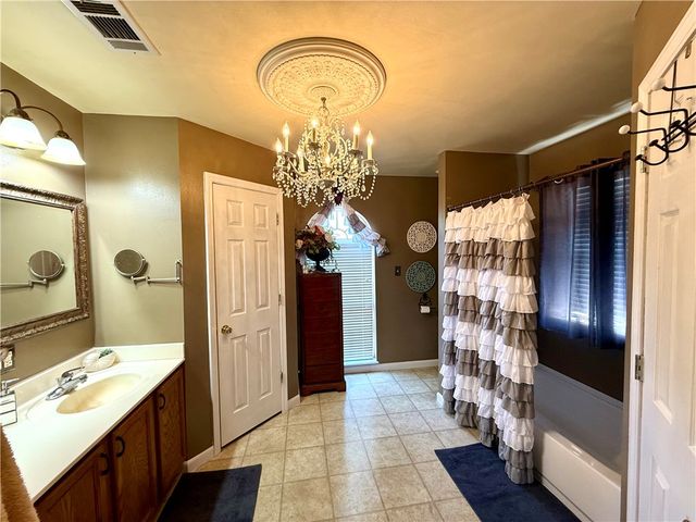 134 Winterwood Circle, Dardanelle, AR 72834