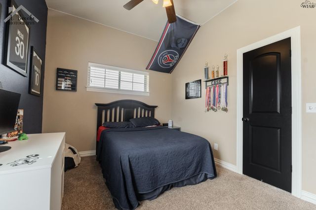 9118 HALL ROAD, Iowa Park, TX 76367