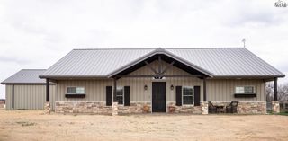 9118 HALL ROAD, Iowa Park, TX 76367