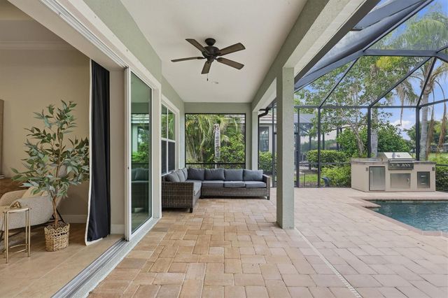 12154 THORNHILL COURT, Bradenton, FL 34202