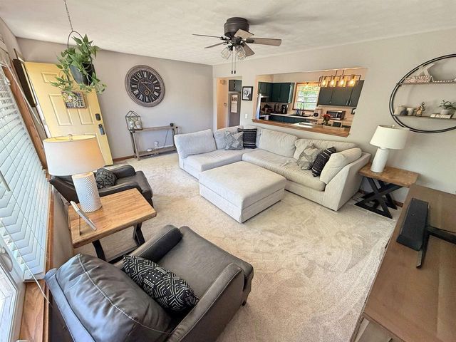 1616 Crestview Street, Janesville, WI 53546