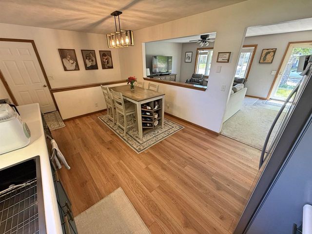 1616 Crestview Street, Janesville, WI 53546