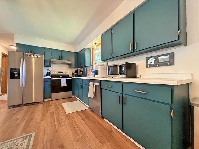 1616 Crestview Street, Janesville, WI 53546