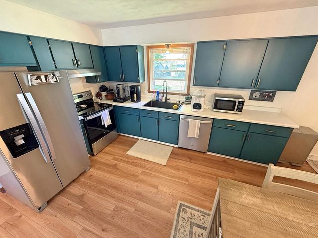1616 Crestview Street, Janesville, WI 53546