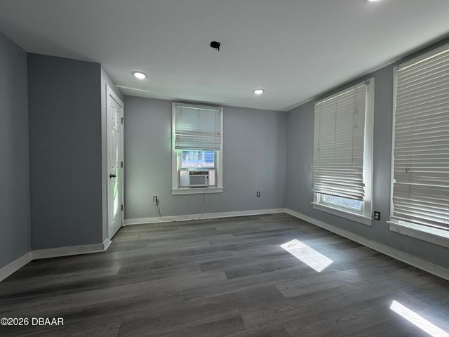 335 Maple Street, Daytona Beach, FL 32114