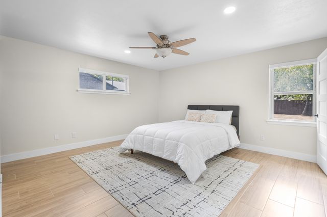 3908 Royal Lane, Dallas, TX 75229