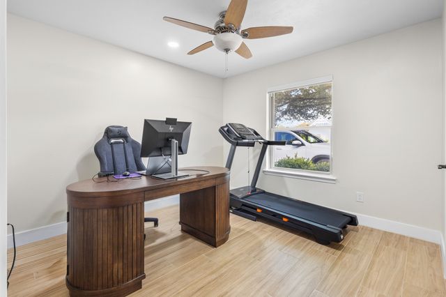3908 Royal Lane, Dallas, TX 75229