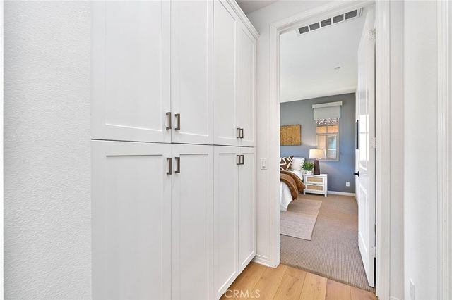 112 Parkwood, Irvine, CA 92620