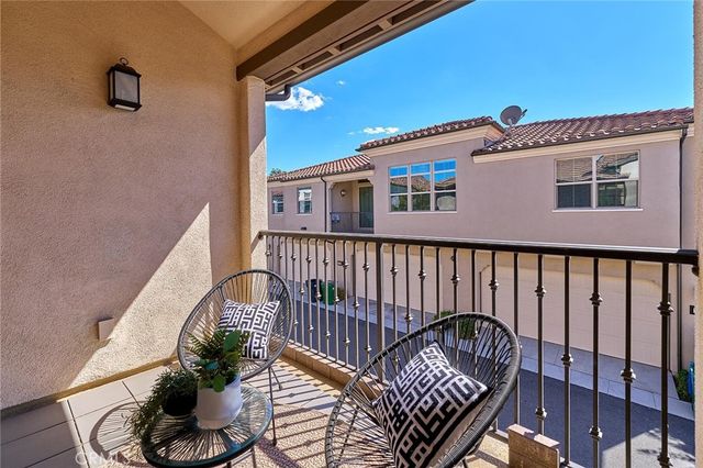 112 Parkwood, Irvine, CA 92620