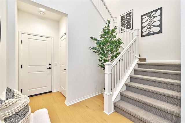 112 Parkwood, Irvine, CA 92620