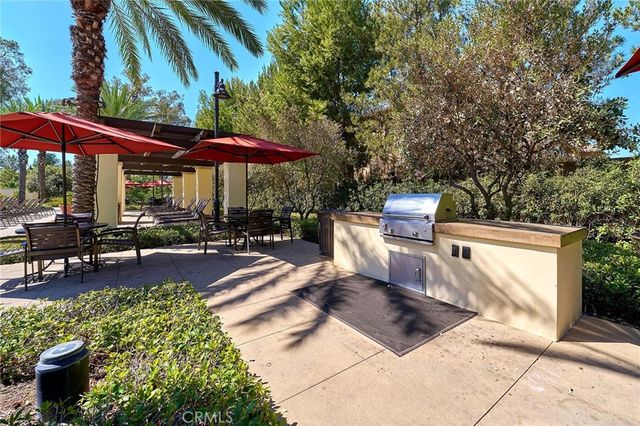 112 Parkwood, Irvine, CA 92620