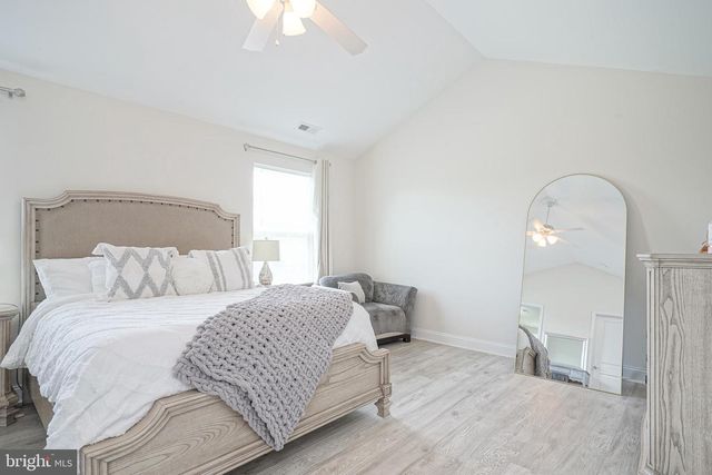 1094 CHEWS LANDING ROAD, Laurel Springs, NJ 08021