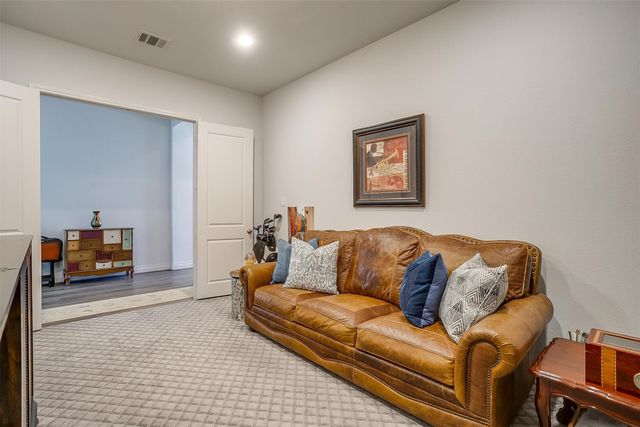 5729 Violet Crown Place, Fort Worth, TX 76126