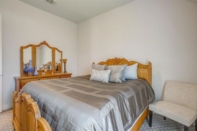 5729 Violet Crown Place, Fort Worth, TX 76126