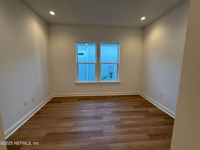 24 MAHOGANY Way, Palm Coast, FL 32164