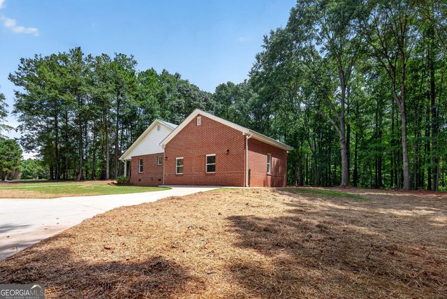 174 Rockhouse Road, Senoia, GA 30276