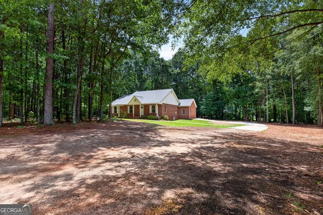 174 Rockhouse Road, Senoia, GA 30276