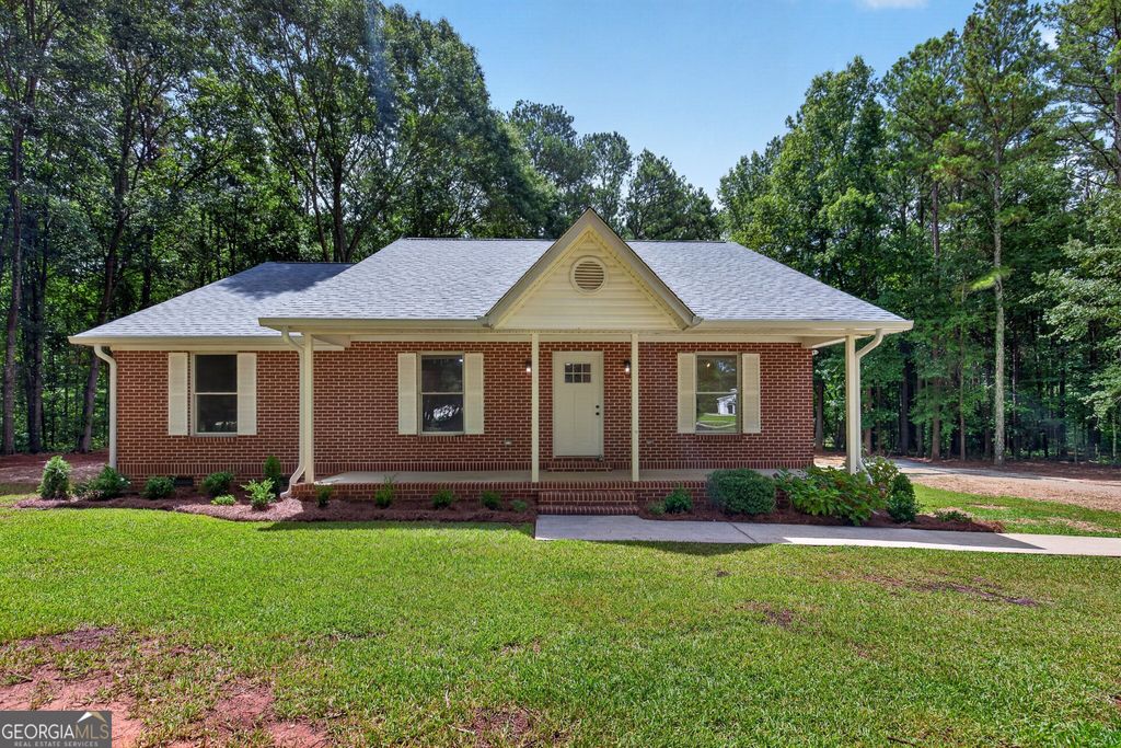 174 Rockhouse Road, Senoia, GA 30276