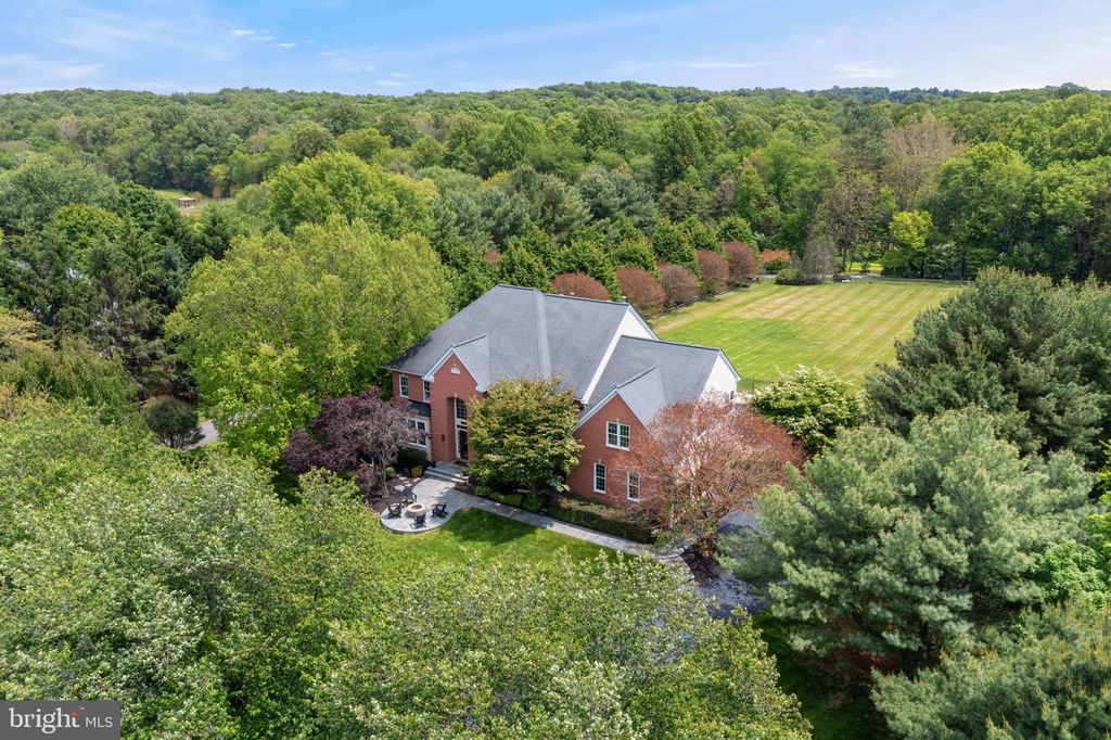 Image 1 of property listing at 14807 POPLAR HILL RD, Darnestown, MD 20874