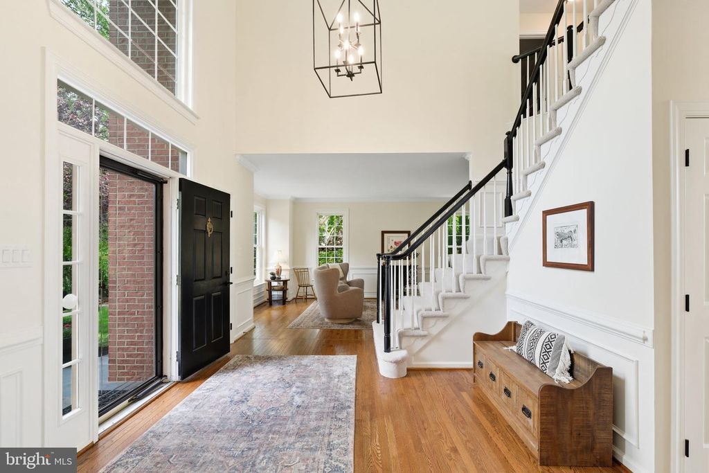 Image 34 of property listing at 14807 POPLAR HILL RD, Darnestown, MD 20874