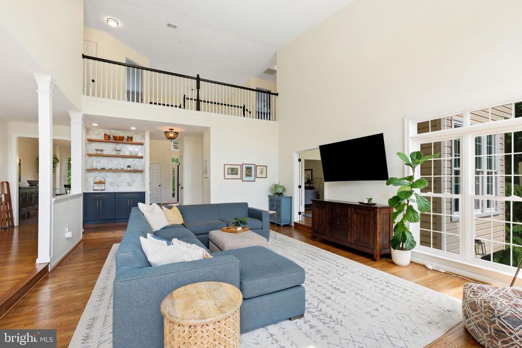Image 37 of property listing at 14807 POPLAR HILL RD, Darnestown, MD 20874