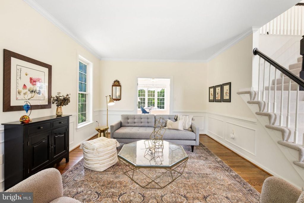 Image 48 of property listing at 14807 POPLAR HILL RD, Darnestown, MD 20874