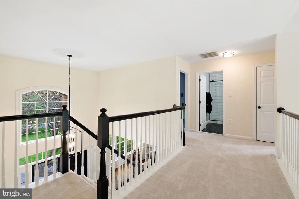 Image 52 of property listing at 14807 POPLAR HILL RD, Darnestown, MD 20874