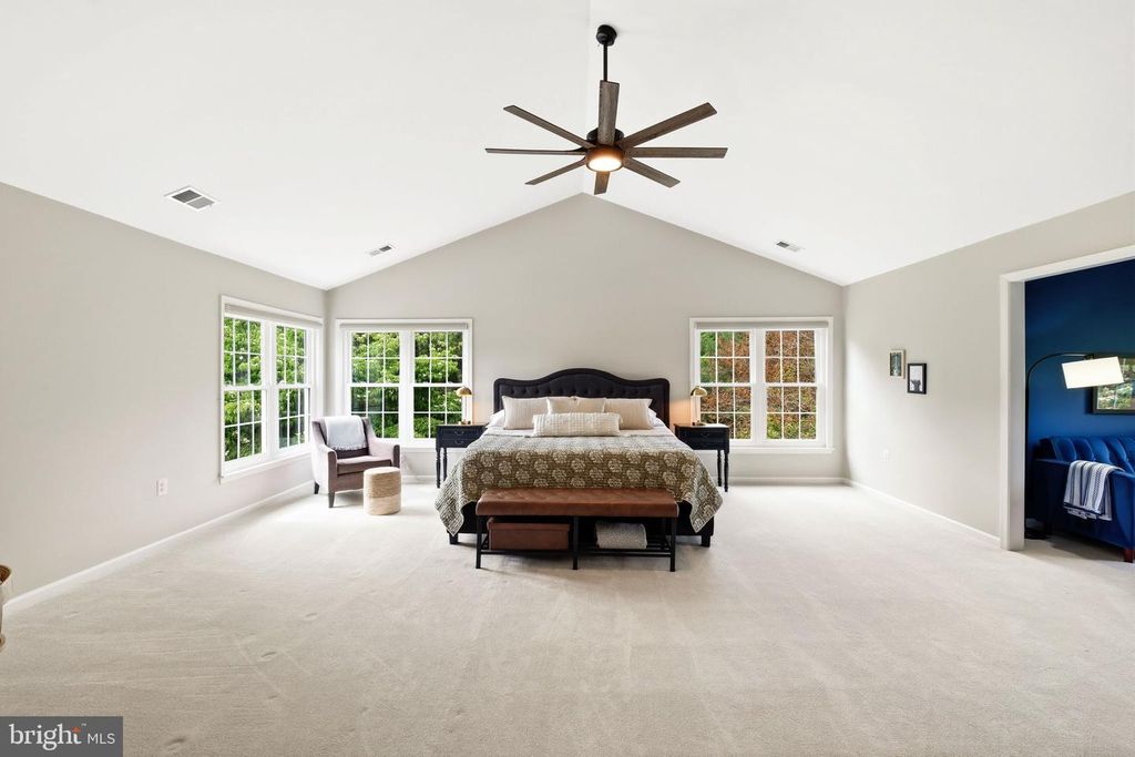 Image 56 of property listing at 14807 POPLAR HILL RD, Darnestown, MD 20874