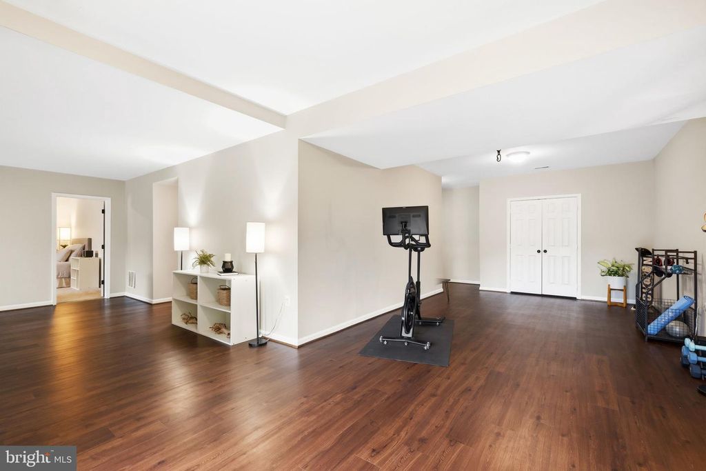 Image 73 of property listing at 14807 POPLAR HILL RD, Darnestown, MD 20874