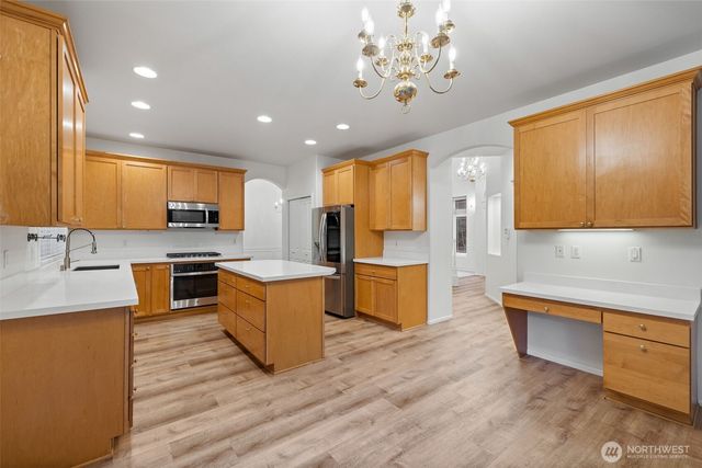 15733 NE 165th St, Woodinville, WA 98072