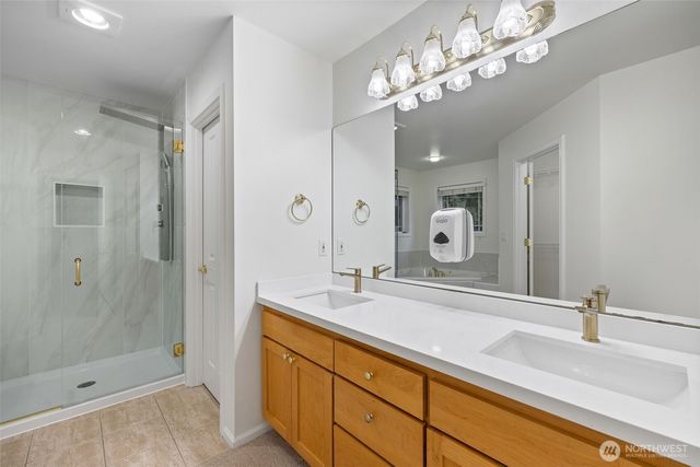 15733 NE 165th St, Woodinville, WA 98072