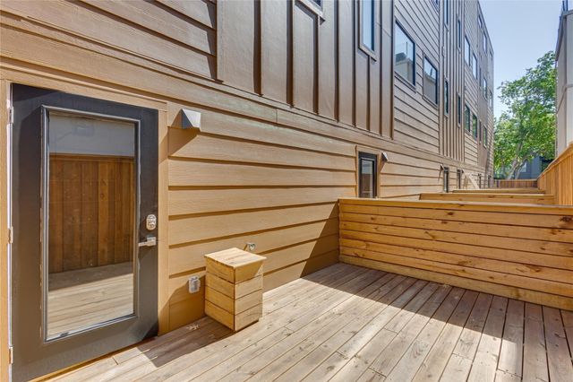 4206 Cabell Drive, Dallas, TX 75204