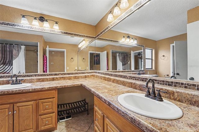 8168 PHILATELIC DRIVE, Spring Hill, FL 34606