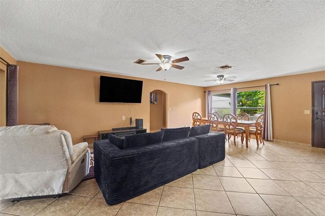 8168 PHILATELIC DRIVE, Spring Hill, FL 34606