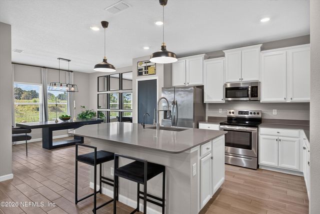 9942 LOVAGE Lane, Jacksonville, FL 32219