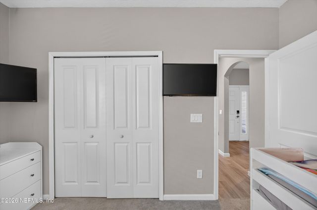 9942 LOVAGE Lane, Jacksonville, FL 32219