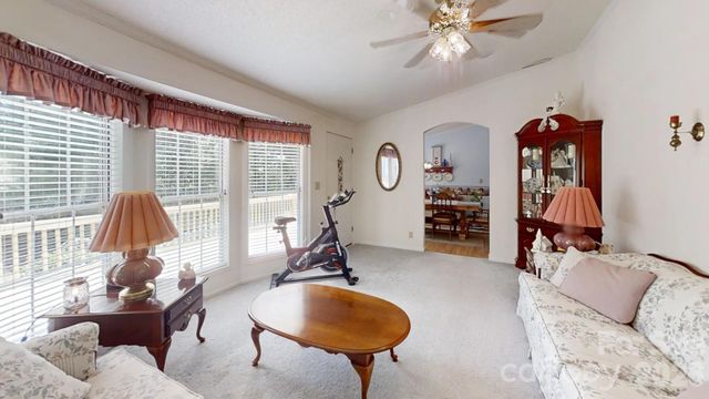 2172 Little Mountain Road, Alexis, NC 28006