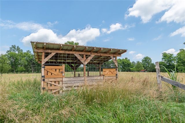 2403 Highway 202, Yellville, AR 72687