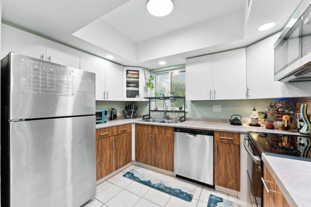 8410 W SAMPLE Road 110, Coral Springs, FL 33065