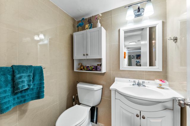 8410 W SAMPLE Road 110, Coral Springs, FL 33065