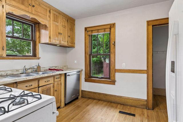 1310 Seminary Avenue, Saint Paul, MN 55104