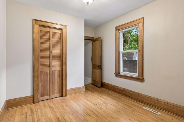 1310 Seminary Avenue, Saint Paul, MN 55104