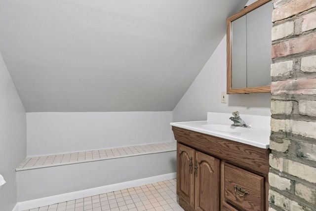 1310 Seminary Avenue, Saint Paul, MN 55104