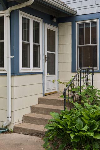 1310 Seminary Avenue, Saint Paul, MN 55104