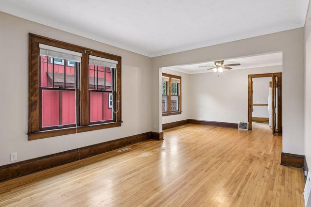 1310 Seminary Avenue, Saint Paul, MN 55104