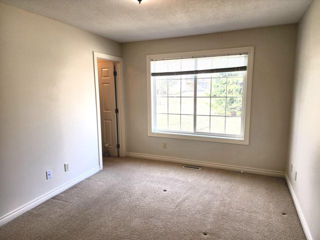 2508 7th Avenue SE, Willmar, MN 56201